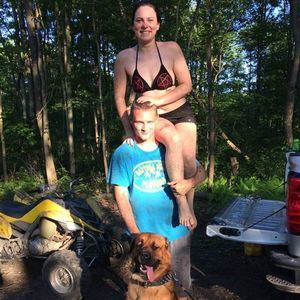 Meet your Posher, Leigh-anne